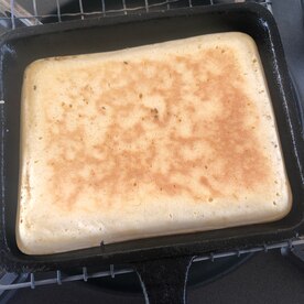 キャンプ飯スィーツ スキレット使用の簡単パンケーキ レシピ 作り方 By りんりんりん 楽天レシピ キャンプ飯スィーツ スキレット使用の簡単パンケーキ レシピ 作り方 By りんりんりん 楽天レシピ